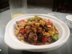 -梓檚中餐厅湖北菜小龙虾武昌鱼排骨藕汤(黄鹤楼店)