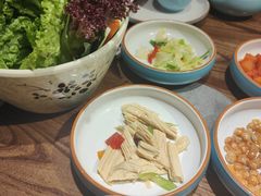 -明洞阿姨·韩式酱蟹烤肉·创意料理(三元桥店)