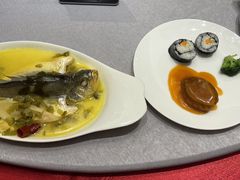 -满江红四季餐厅 · 国家五钻级酒家(新纪元大酒店店)
