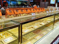 面包甜点陈列柜-喜計局·饼行(万象汇店)
