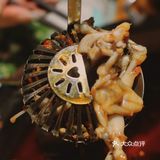 一顿舒适的晚餐开启成都人的夏夜。