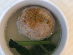 蟹粉狮子头-怡园饭店-餐厅(四望亭店)