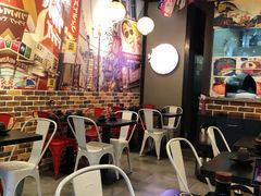 大堂-爆丼日式大排档(季华园店)