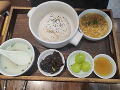 -蟹上黄·蟹黄面·江南糖水(人民广场店)