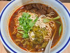 红烧肥肠小面-遇见小面(东方宝泰店)