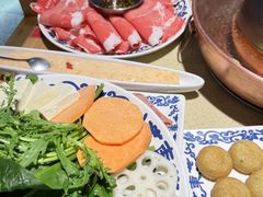 -东镇老火锅(长春路首店)