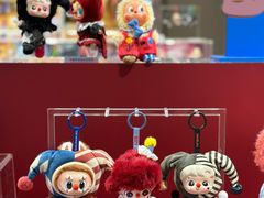 -泡泡玛特POPMART(世豪广场店)