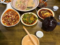 -醉八仙热酒馆(渝中店)