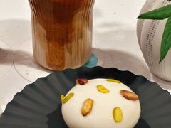 -潮一不贰·法式甜品·生日蛋糕·西式简餐(外滩店)