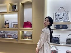 -109度二手奢侈品手表包包珠宝回收(新天地店)