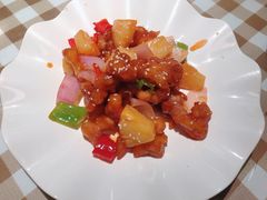 怀旧咕咾肉-新大咀港式茶餐厅(宝山万达店)