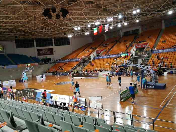 新会体育中心-"陈柏宇读bai 不是pa ok?好的."-大众点评移动版