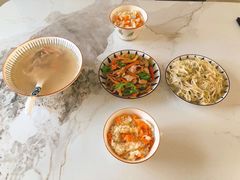 -鲸育宝宝月嫂(徐汇店)
