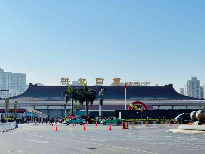 珠海拱北口岸-"可能是港珠澳大桥的通行,现在从澳门过关到.