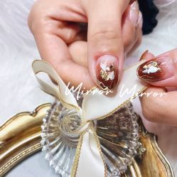 -Pink You美甲洗眉纹绣定制中心