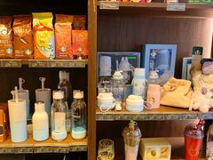 零售区-星巴克(杭州西湖银泰1F店)