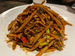 脆藕爆牛柳-云境岁月(象湖店)