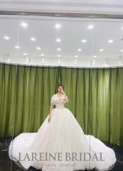 点击看大图 -拉瑞娜LaReine婚纱礼服高级定制