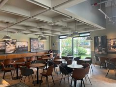 -Wagas沃歌斯(浦东陆家嘴投资大厦店)