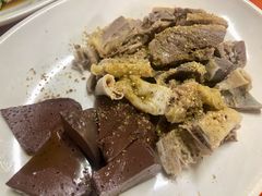 鸭肉拼鸭杂-水东兴记鸭粥店(茂名店)