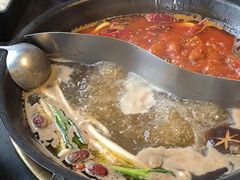 -老房老舍重庆火锅(假日城市店)
