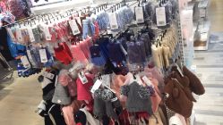 -爱婴室(上海爱琴海购物中心店)