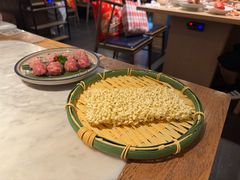 -尚尚仙·酸汤猪手·猪肚鸡火锅(华联万柳购物中心店)