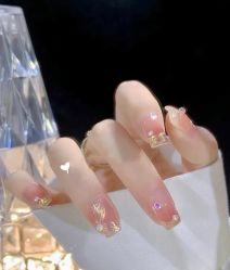 -悦指间美甲美睫