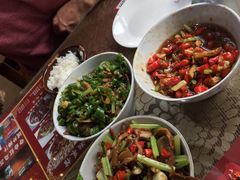 -独一佳老胡湘菜馆(矿山路店)
