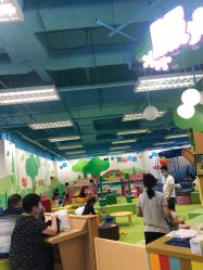 -莫莉幻想儿童乐园(武汉保利广场店)