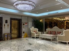 -沪华海鲜大酒楼(南汇店)