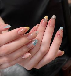 -UMl Nail 尤米美甲美睫半永久