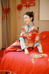 -Lady  Jane高端婚纱礼服馆
