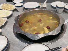 -光头药膳鸡(莱茵小镇店)