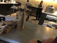 -瑞幸咖啡(新世界中心店)