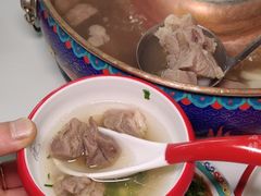-毛辣果·贵州红酸汤牛肉火锅(西单店)