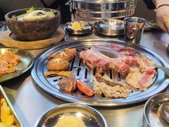 -哈哈碳都·牛肋条无限自助烤肉(台江万达店)