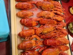 -肥肥虾庄·金牌油焖大虾(汉口城市广场店)