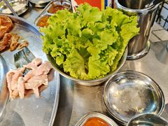 -哈哈碳都·牛肋条无限自助烤肉(台江万达店)
