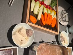 -左庭右院鲜牛肉火锅黑金店(陆家嘴中心店)