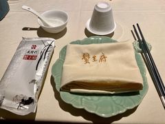 -成隆行·蟹王府(九江路店)
