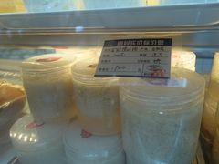 -白玉兰食品甜凤店(合生汇店)