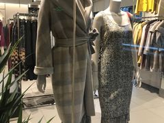 -MaxMara(燕莎奥特莱斯店)