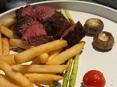 -LES ELITES 英集荟(南京西路店)