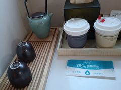 -上海虹桥中心爱琴海亚朵S酒店