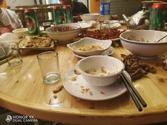 -屋里饭菜·湘菜馆(火车站店)