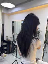 -V7 HAIR SALON