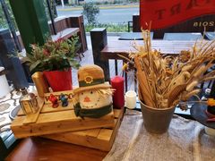 -Pie Bird(新闸路店)