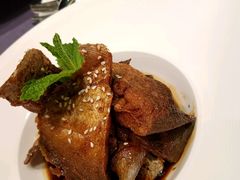 经典沪式熏鱼-北京泰富酒店-柏景轩中餐厅