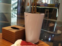 -藏猫猫咖啡主题馆(中央大道店)